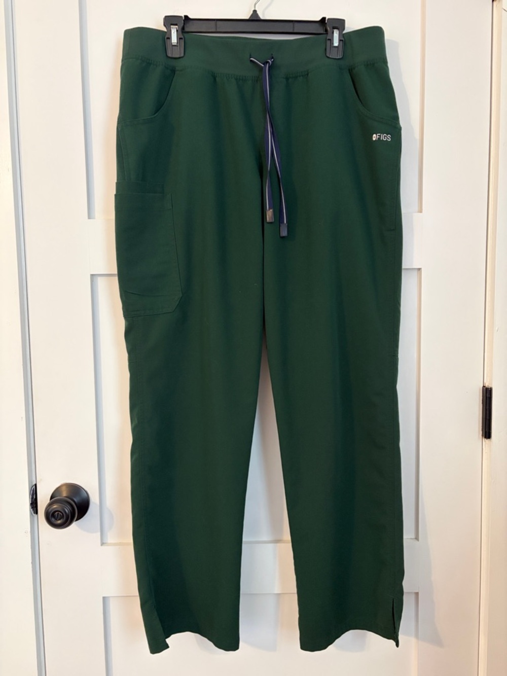 FIGS Women's Scrub Set - Deep Green. Size XL. - Picture 2 of 4